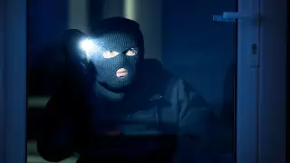 Девушку похитили ночью через окно спальни в Алматинской области