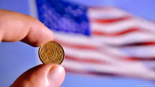 Назван официальный курс доллара на 2 июля