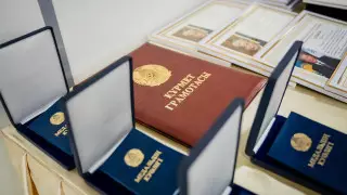 Медработникам Нур-Султана вручили награды