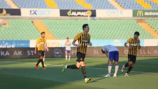 Чемпионат Казахстана по футболу вновь приостановили