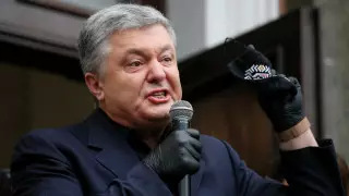 Против Порошенко возбудили еще 4 дела