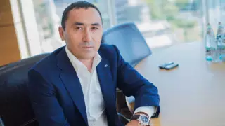 Рахимбаев призвал бизнесменов бесплатно лечить больных коронавирусом