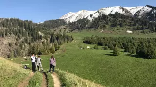 "Каждый поход - это дастархан" - Бекшин объяснил запрет на выезд в горы