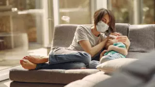 Коронавирус жұқтырған балалар ауруды жеңіл өткереді, бірақ сақтану керек - маман