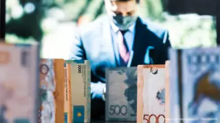 Возбуждение процедуры банкротства приостановили в Казахстане