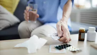 5 лекарств включат в лечение коронавируса на дому в Казахстане