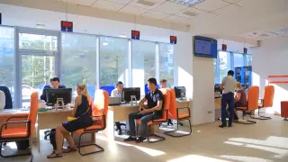 Более 30 000 граждан обратились за год в общественную приемную АП