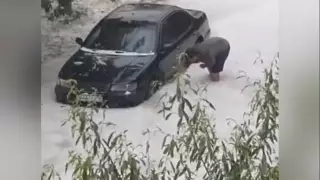 Костанай затопил ливень с градом