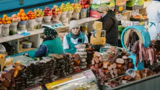 На сколько подорожают продукты в случае второй волны COVID-19 в Казахстане