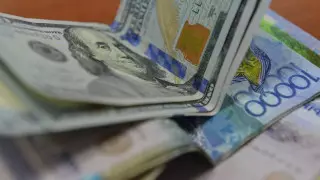 Назван официальный курс доллара на 4 августа