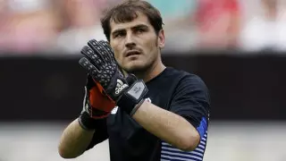 Вратарь Икер Касильяс объявил о завершении карьеры