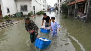 Китай столкнулся с нехваткой продовольствия из-за наводнений и засухи