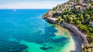 Бесплатный тест на коронавирус и карантин. Стали известны новые правила для туристов в Турции