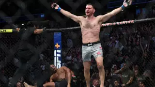 Миочич победил Кормье и защитил титул чемпиона UFC