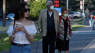 Доходы казахстанцев из-за пандемии стремительно падают