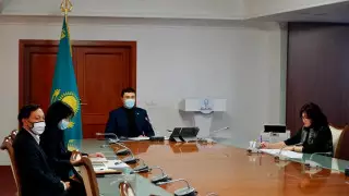 Работу по внедрению ОСМС обсудили в столице