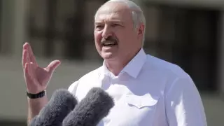 ЕС введет санкции против ответственных за насилие в Беларуси