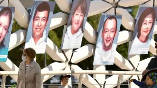 "Мен ризамын!" Фото врачей появились на мосту в Нур-Султане