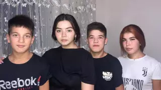 "Похоронила маму и брата": 19-летняя астанчанка одна растит троих подростков