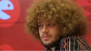 Блогер Варламов ответил узбекской таможне на "опровержение" рассказа про кроссовки