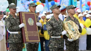 Конституция күні: Қазақстандағы Ата Заң тарихы