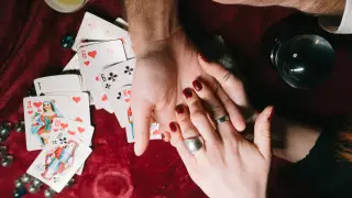 Лжеучастница "Битвы экстрасенсов" осуждена в Нур-Султане