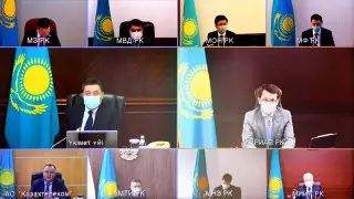 Более 600 тысяч казахстанских компьютеров и ноутбуков доставят в школы