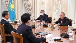 Назарбаева пригласили в Китай