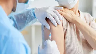 Вакцинировать всех казахстанцев от пневмококка предложила депутат