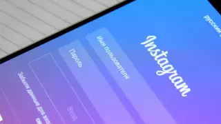 На Facebook подали в суд из-за слежки в Instagram через камеры смартфонов