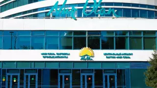 Что Nur Otan обещает улучшить в столице, Алматы и Шымкенте