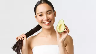 Назван фрукт, который поможет избежать облысения