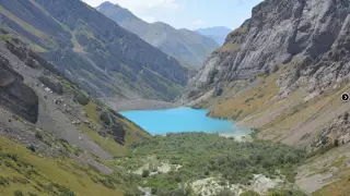 Каньон Аксу: прогулка среди современников Чингисхана