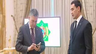 Президент Туркменистана придумал названия для телефонов, телевизоров, кулеров и роутеров