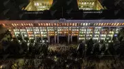 Протестующие в Бишкеке захватили Белый дом