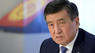 Президент Кыргызстана обсудил вопрос импичмента со спикером парламента