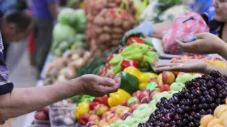 В Шымкенте продлили карантин и разрешили ярмарки