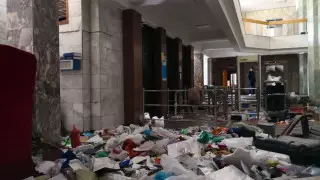 Как выглядит "Белый дом" после беспорядков в Бишкеке