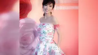 "Она как девчонка". 65-летняя актриса раскрыла секреты красоты