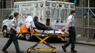 В мире зафиксировали рекордный прирост случаев заражения коронавирусом