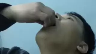 Заключенный проглотил гвозди в знак протеста в Туркестанской области