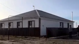 Семья казахстанцев построила дом на деньги от продажи курта