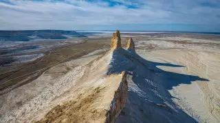 Должны пройти общественные слушания - Минэкологии об отеле в урочище Бозжыра