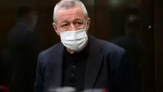 Полковник рассказал о пребывании Ефремова в камере