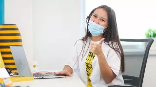 "Клиент замерзал на трассе с заблокированным телефоном". Истории сотрудников контакт-центра Beeline