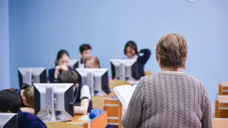 Родителей наказали за оскорбление учителей в Казахстане