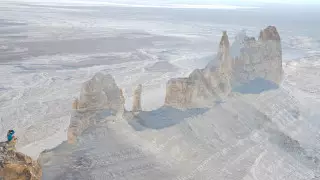 "Адам араласуына болмайды". Бозжыра шатқалындағы қонақүй салу мәселесі қалай өрбіді?