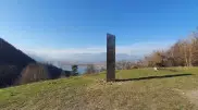 Таинственный монолит в Румынии исчез