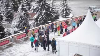 Сколько человек считается "массовым скоплением", объяснил Бекшин