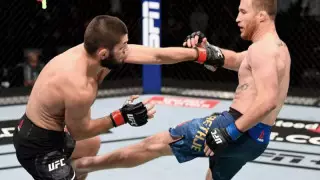 "Один из самых тяжелых моментов" перед боем с Гэтжи показал Хабиб